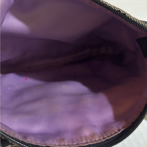 Coach CC signature print canvas Stylish Black and Cream signature print Bag - Picture 7 of 9